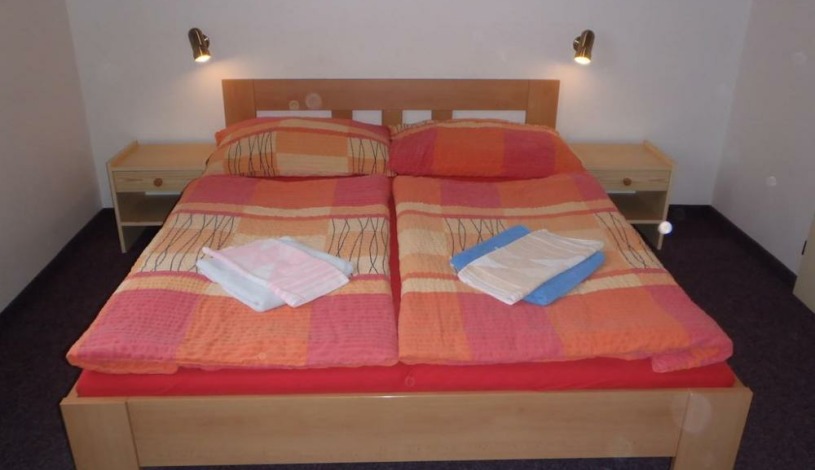 Pension Tony Špindlerův Mlýn - Dvoulůžkový pokoj, Třílůžkový pokoj